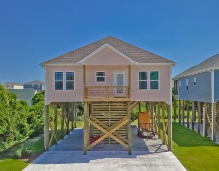 Monthly off season rentals available